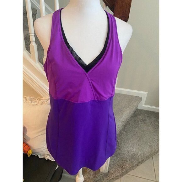 Victoria’s Secret Purple and Black Workout Tank Size L - Picture 2 of 6